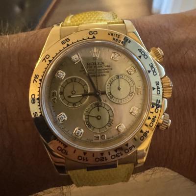 Daytona Mother of Pearl mit Diamanten